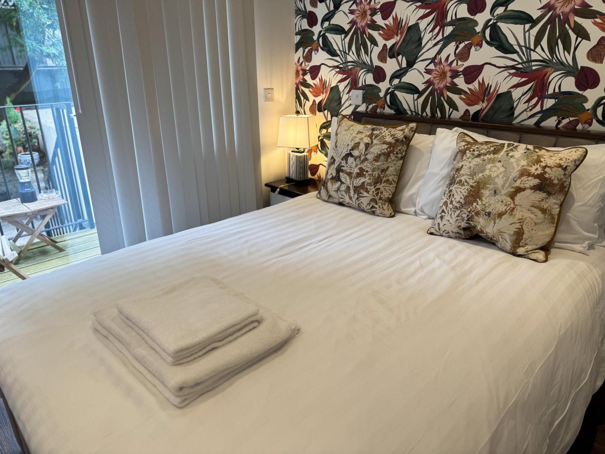 The Avonmore Olympia B&B *