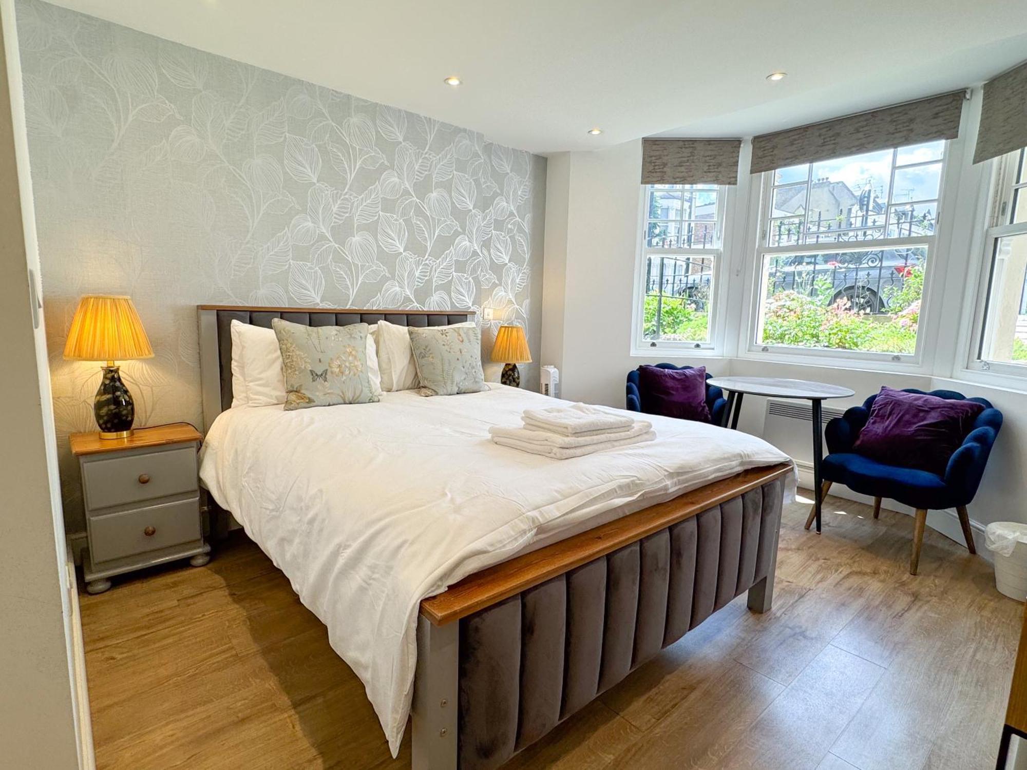 B&B The Avonmore Olympia Londra