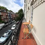 Avonmore West Kensington Private Rooms