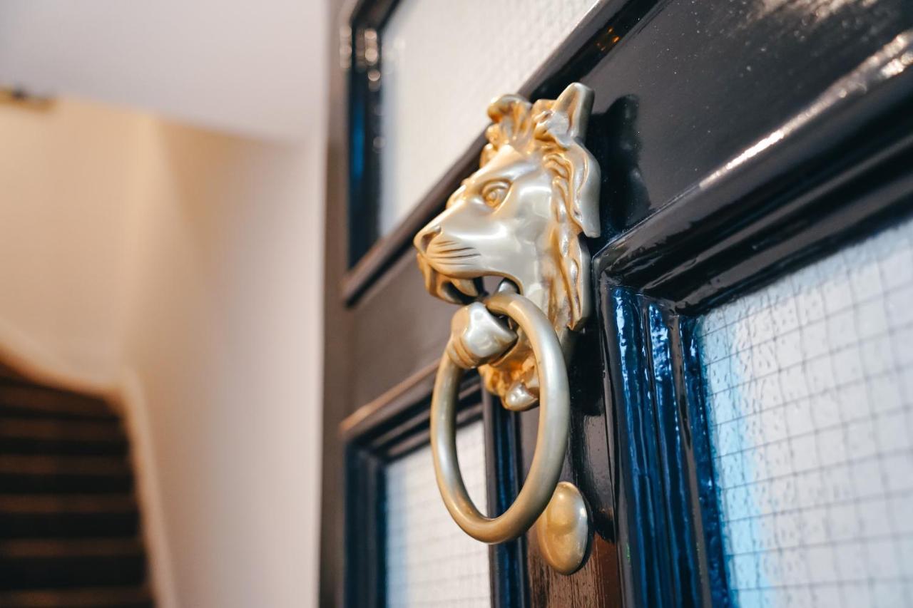 Avonmore West Kensington Private *