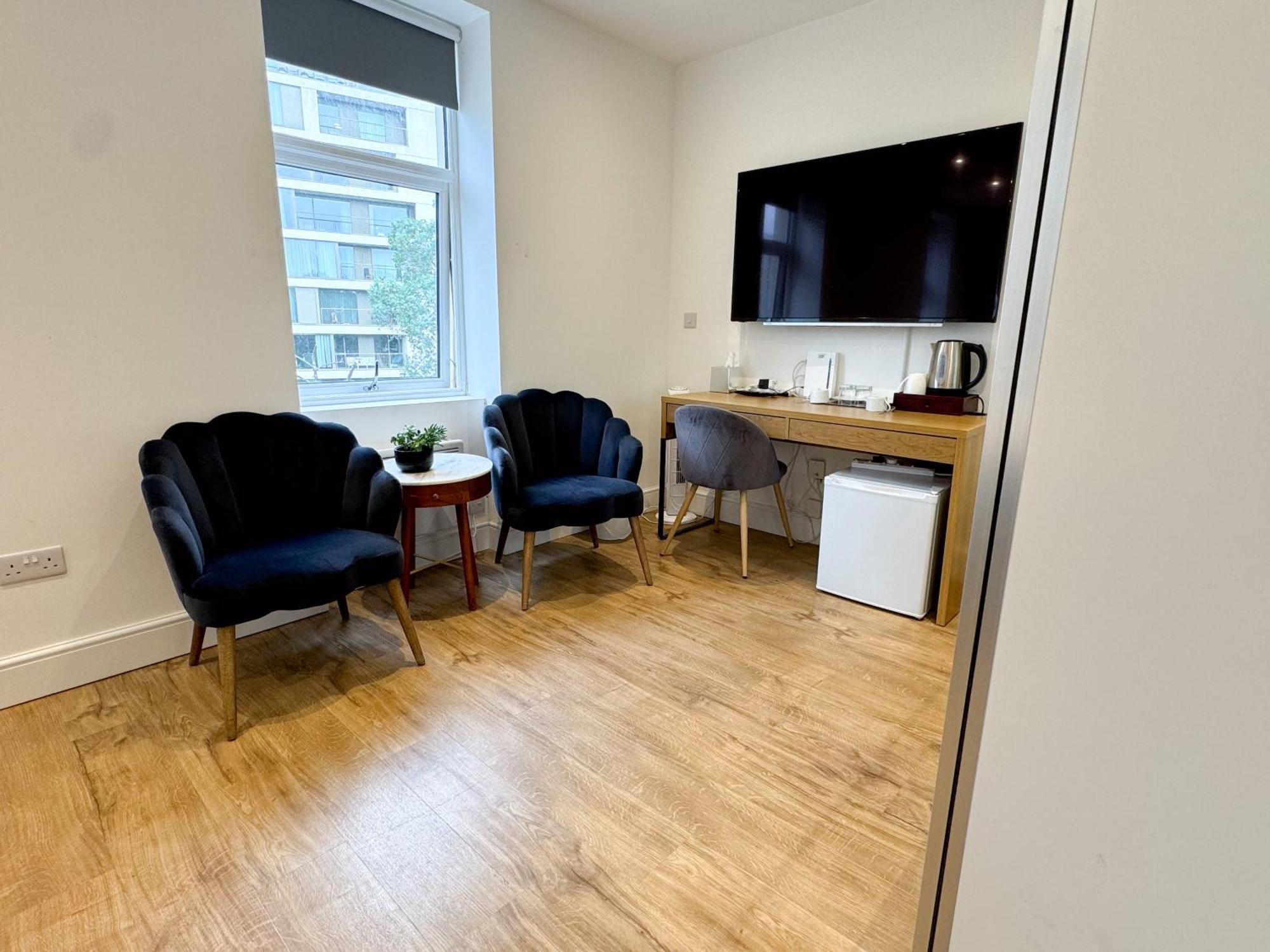 Avonmore West Kensington Private