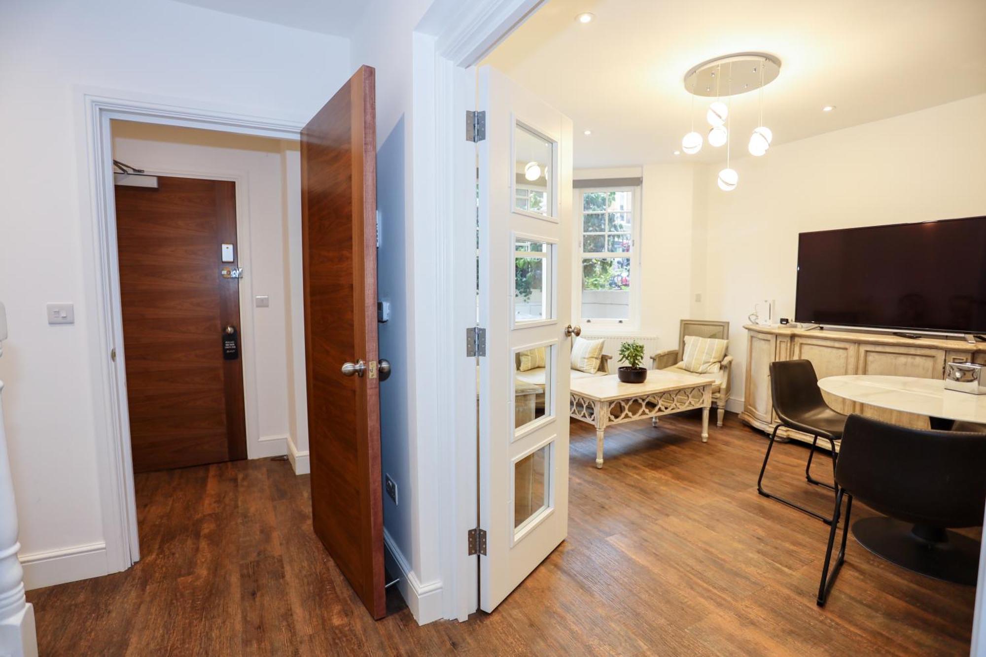 Avonmore West Kensington Private Bed & Breakfast *